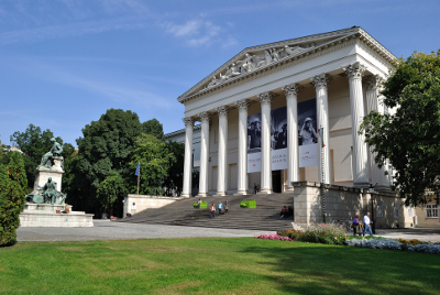 Hungarian-National-Museum-Magyar-Nemzeti-Muzeum-1.jpg