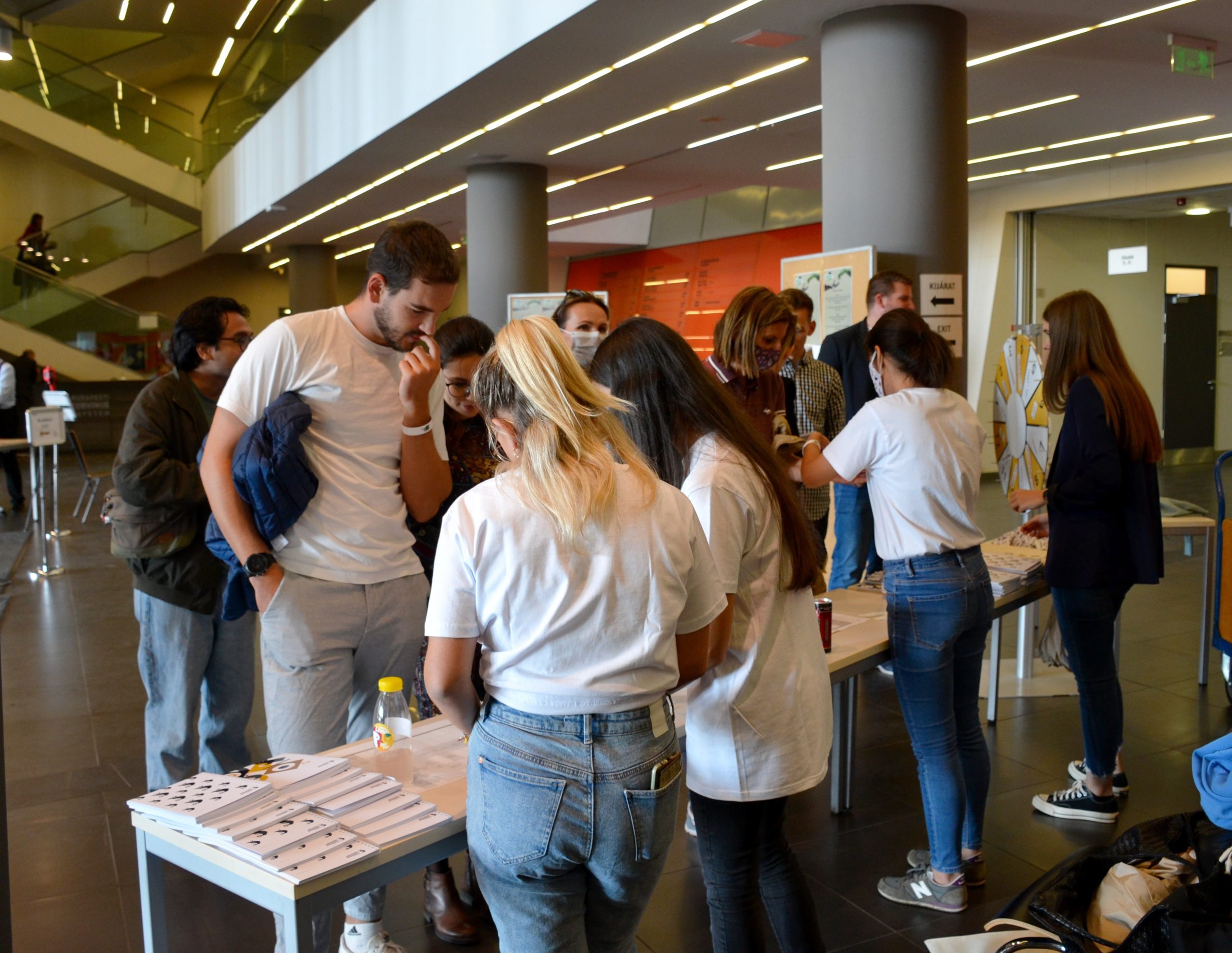 Researchers’ Night at Corvinus attracts more than 200 visitors ...