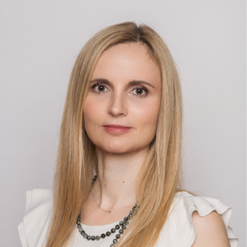 Dr. Aranyossy Márta