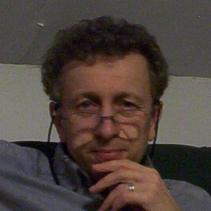 Dr. Csáki Csaba