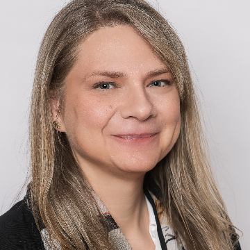 Dr. Munkácsi Adrienn