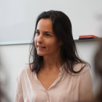 dr. Paragi Beáta