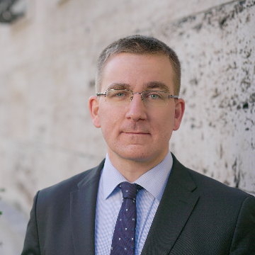 Dr. Rácz András