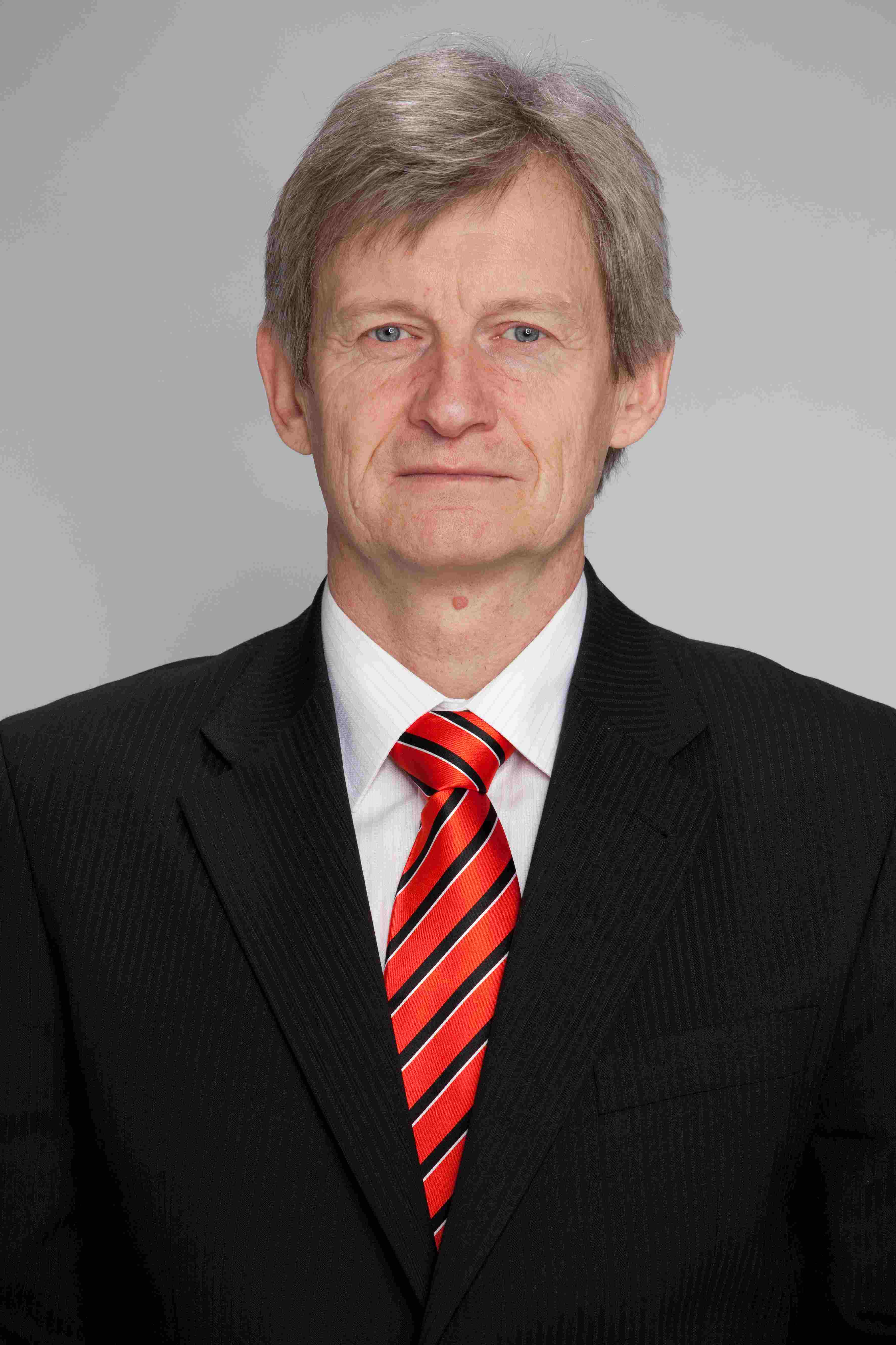 Dr. Veit József